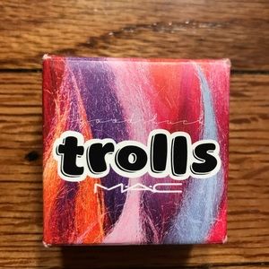 Limited edition Trolls by MAC suns out buns out